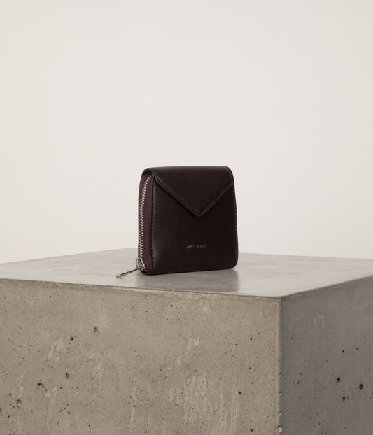 IZZY Vegan Wallet - UPPEAL™ | Color: Brown - variant::cord