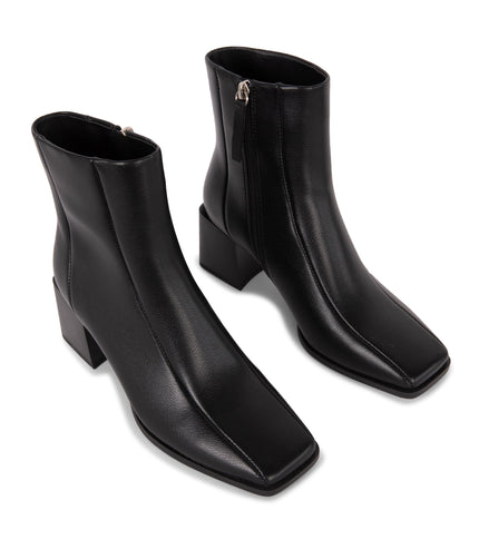LYU Women's Vega Heeled Boots | Color: Black - variant::black