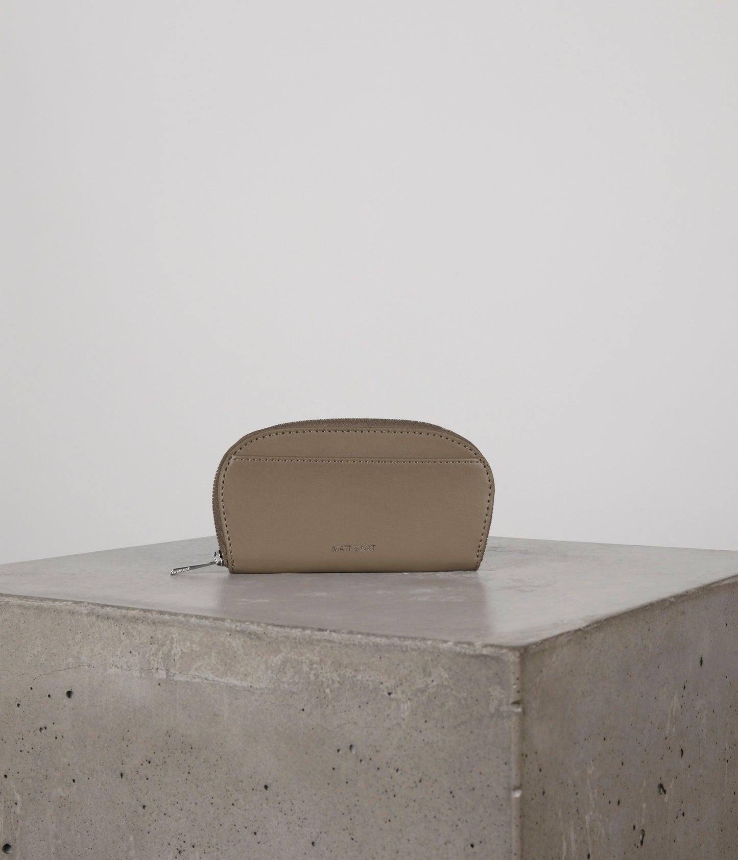 MEREL Vegan Card Holder - UPPEAL™ | Color: Cappuccino - variant::cappuccino