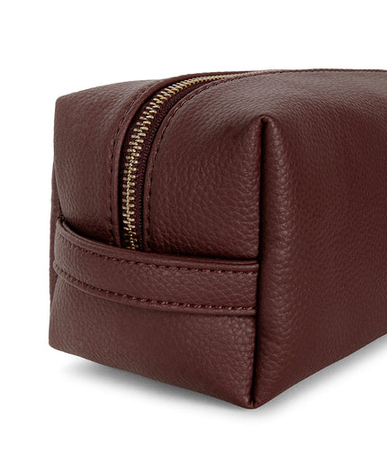 BLAIR Vegan Toiletry Case - Grain | Color: Cherry - variant::cherry