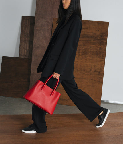 variant:: red -- krista sm dwell red