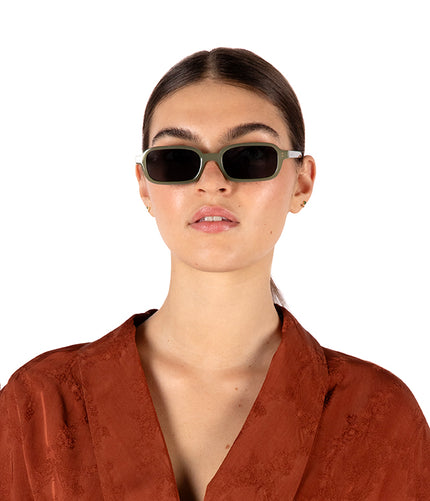 MENDI Classic Sunglasses | Color: Green - variant::green