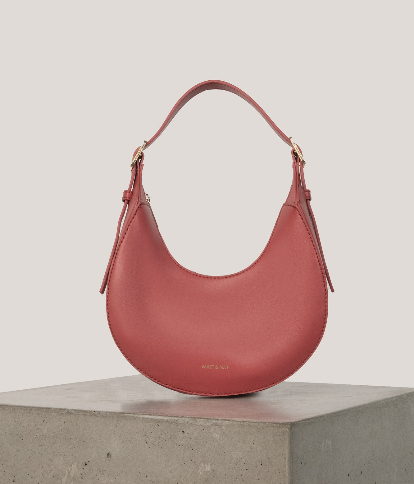 GIULIASM Vegan Shoulder Bag - APPLESKIN™ | Color: Red - variant::charm