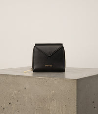 BLACK / OS