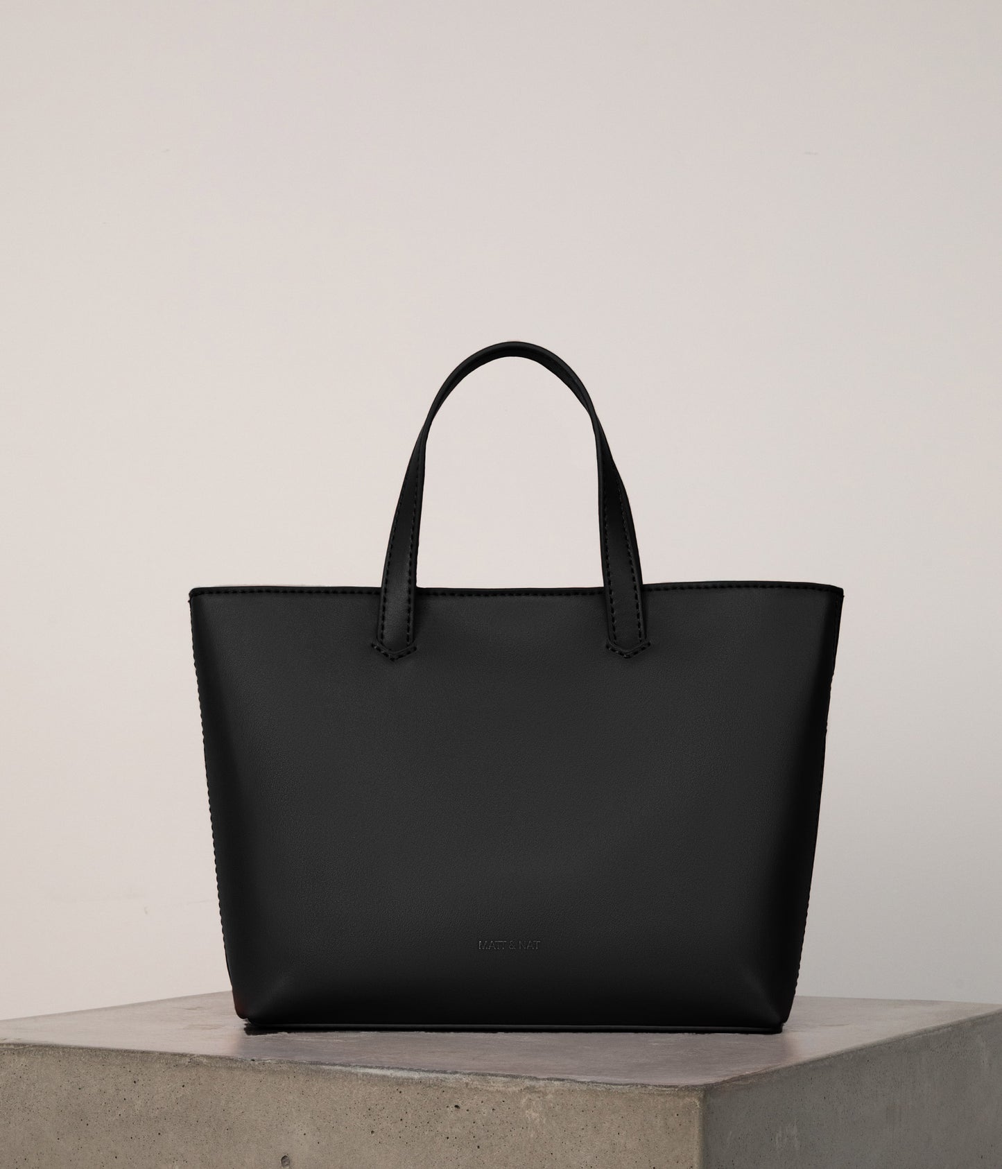 NIVISM Vegan Tote Bag - APPLESKIN™ | Color: Black - variant::black