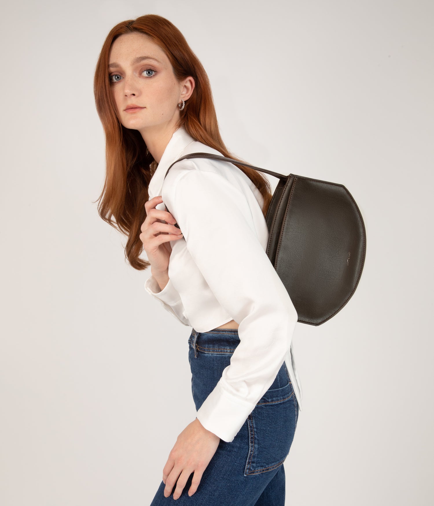 FW23-Vintage-Jenine-black-