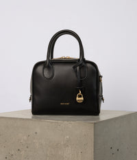BLACK / OS