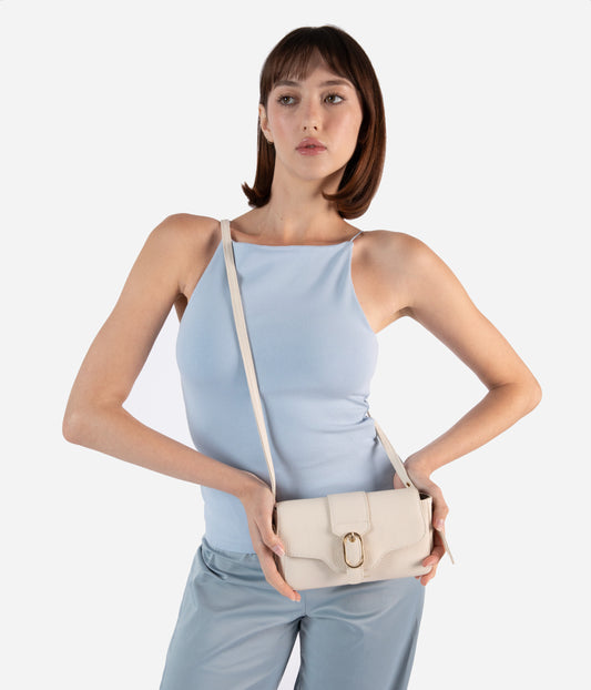 ISABELLE SM Vegan Crossbody Bag – Grain | Color: Blue - variant::blueberry