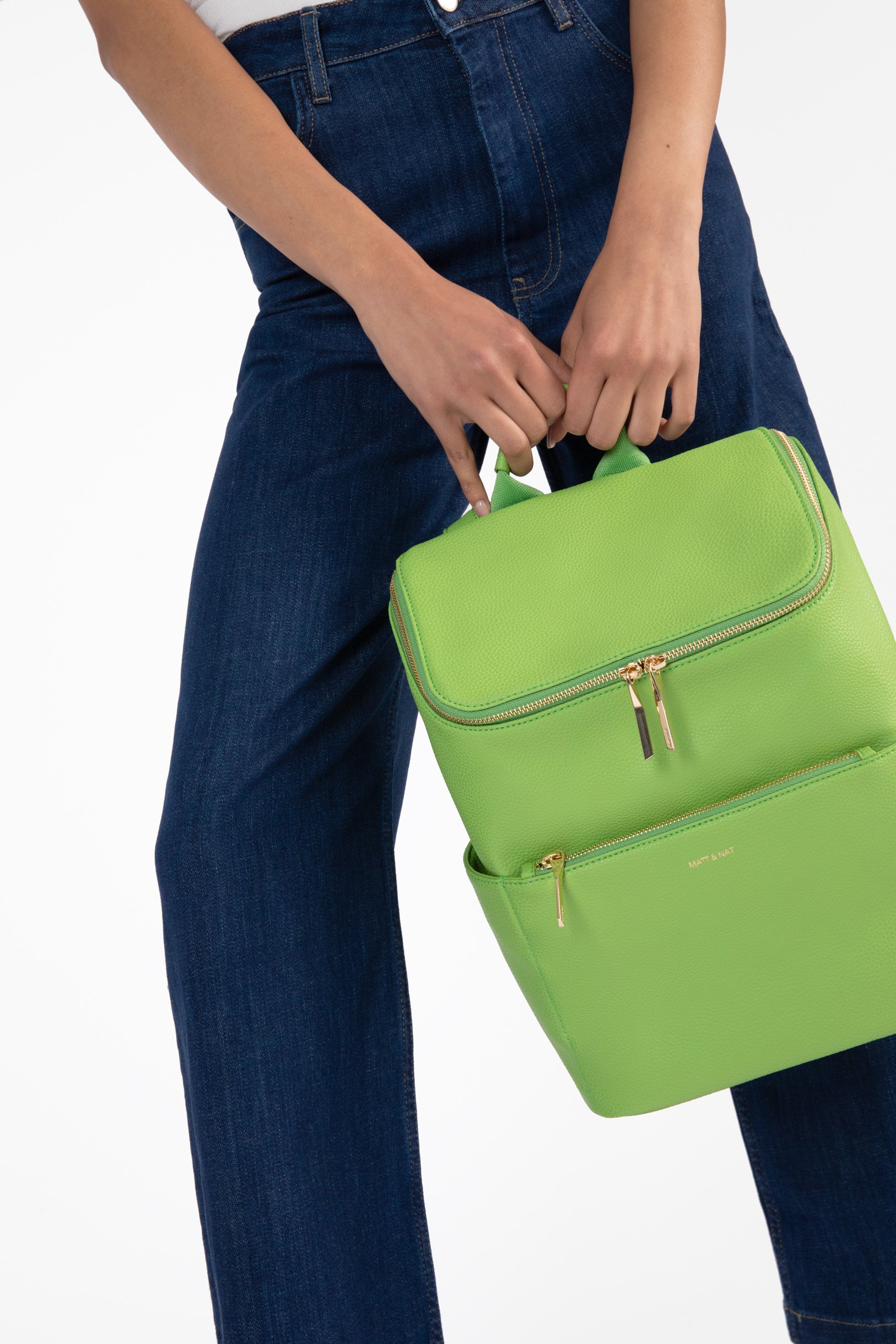 BRAVE Vegan Backpack - Grain | Matt & Nat Canada display picture 2