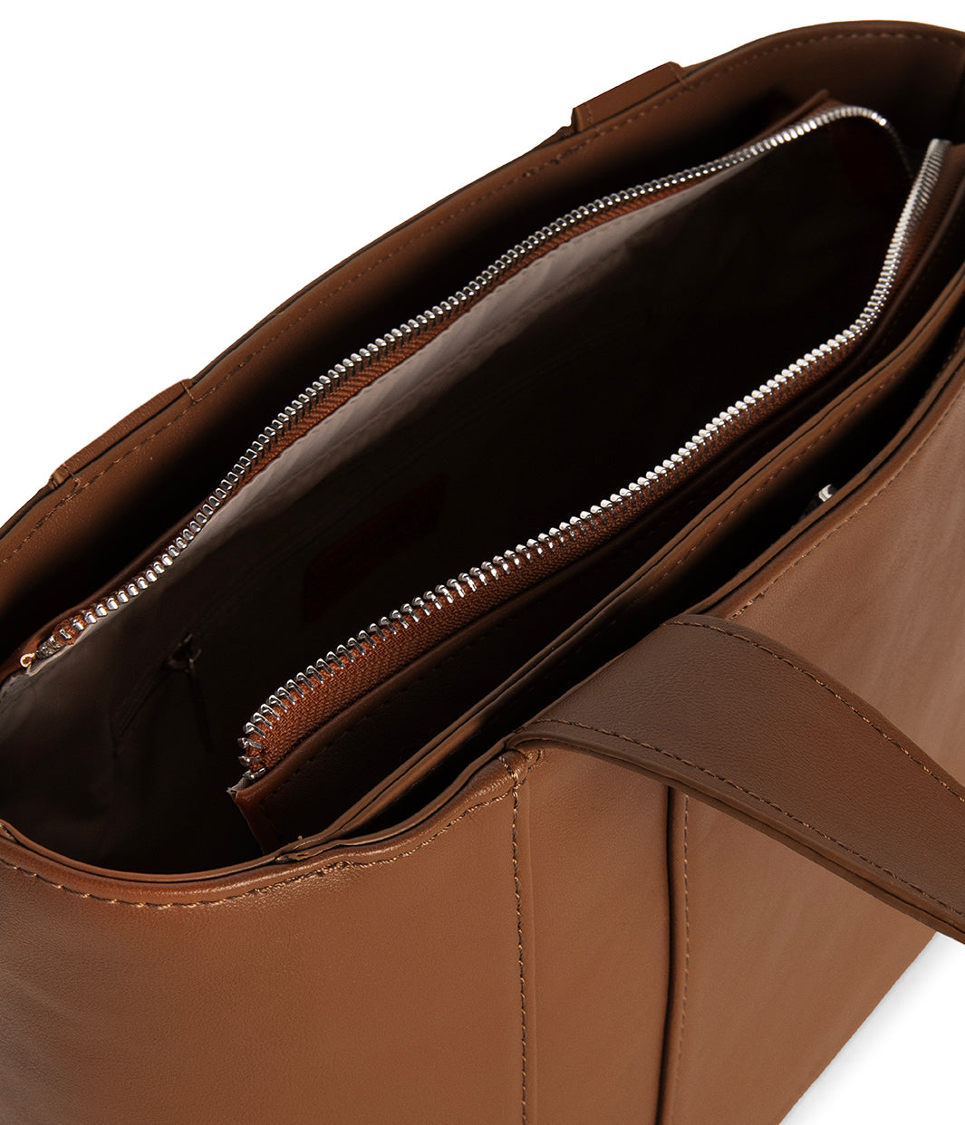 GARNI Vegan Tote Bag - Forum | Color: Rum- variant::rum