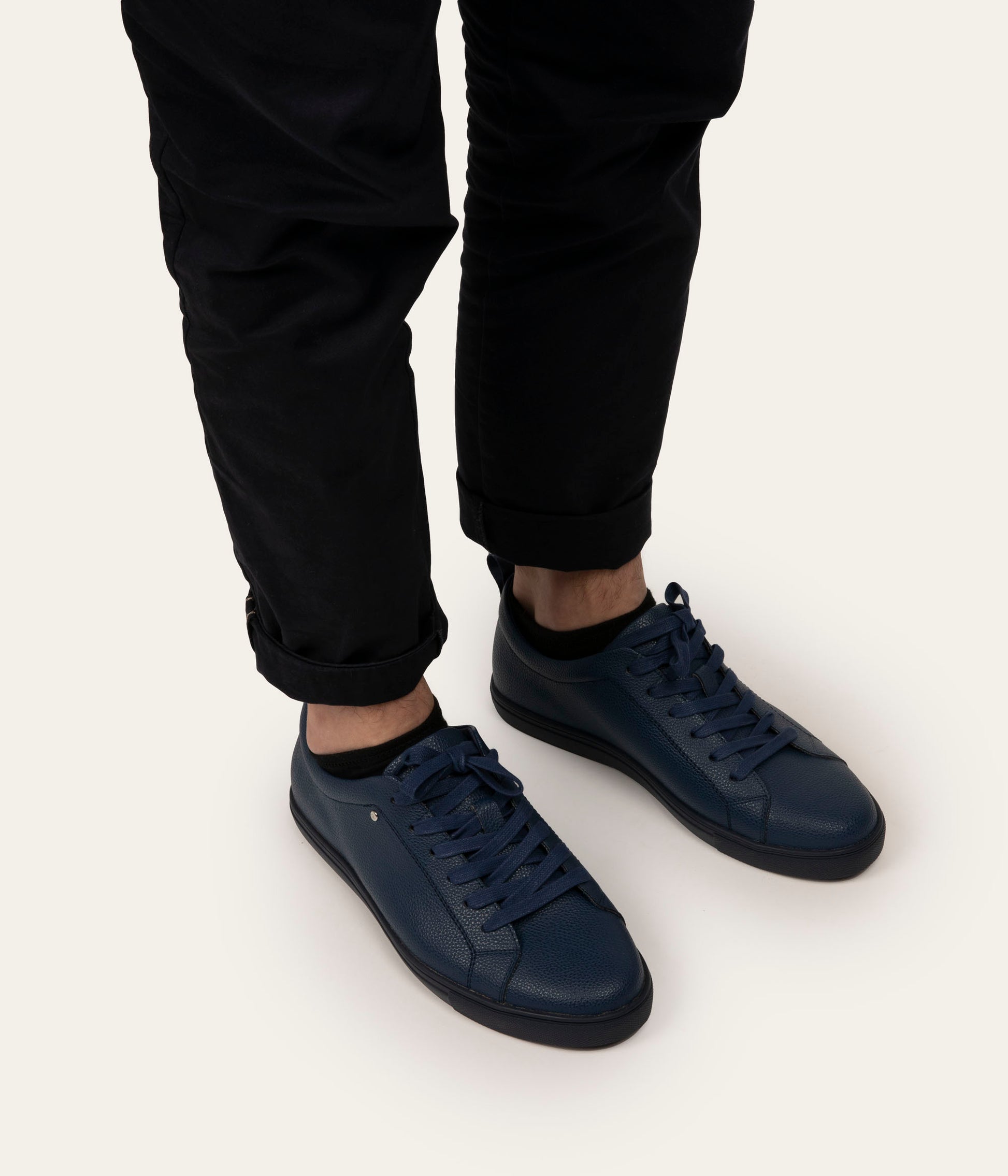 The Tyler Blue Leather Men Sneaker – Vinci Leather Shoes