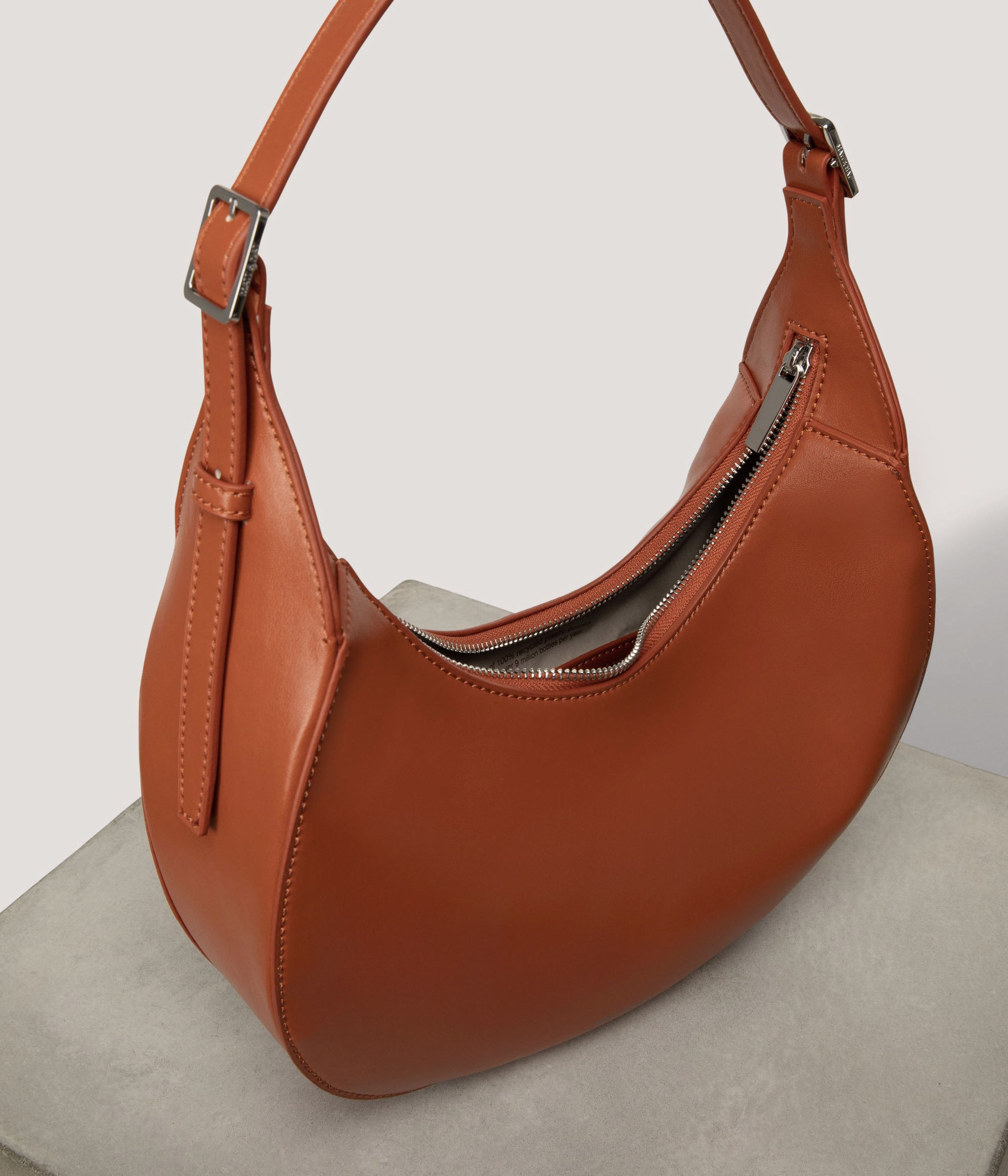 variant:: rustic -- giulia appleskin rustic