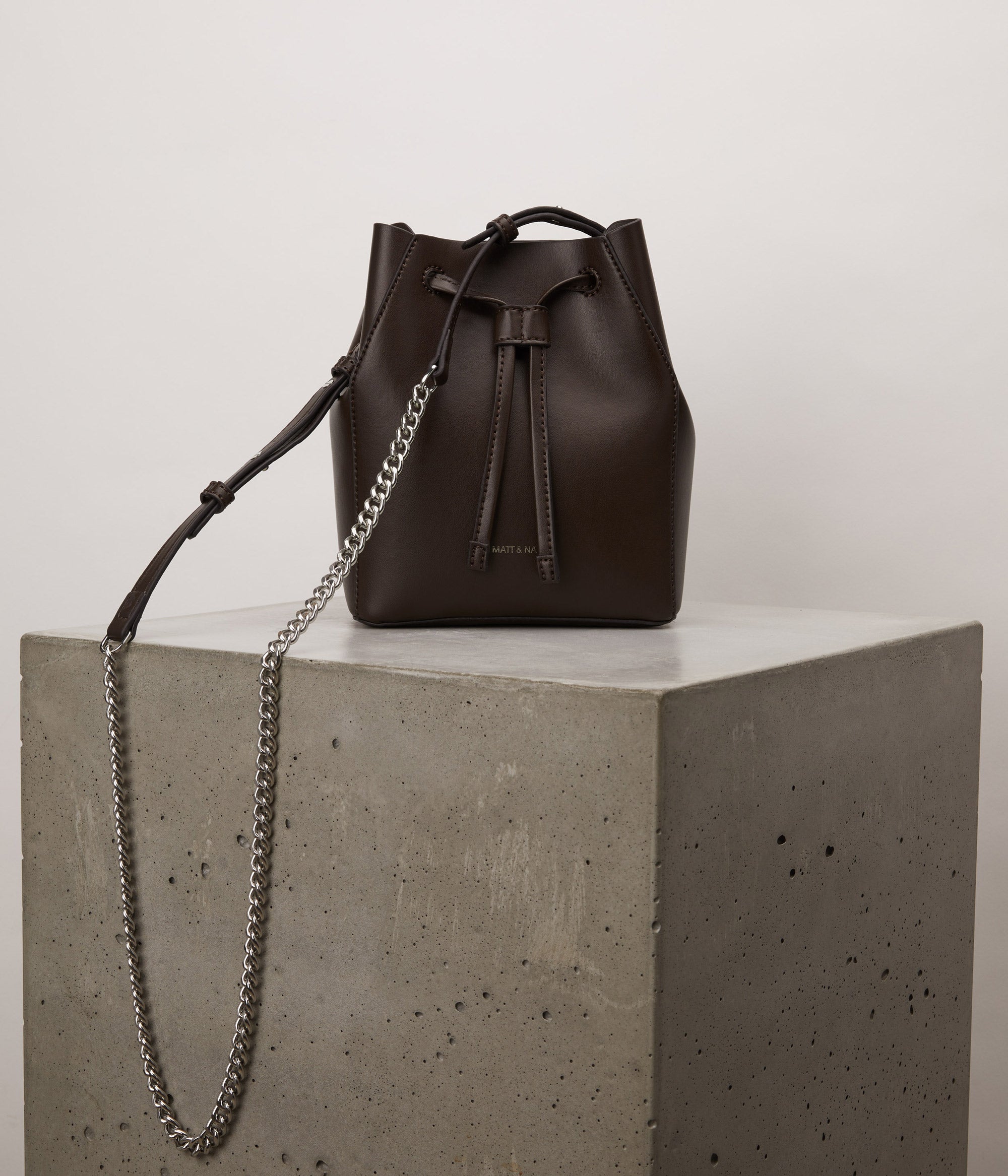 【MATT&NAT】ビーガン素材〇Grace☆2WAY☆バケツ・巾着バッグ GRACE Vegan Bucket Bag - UPPEAL™ | Matt & Nat Canada