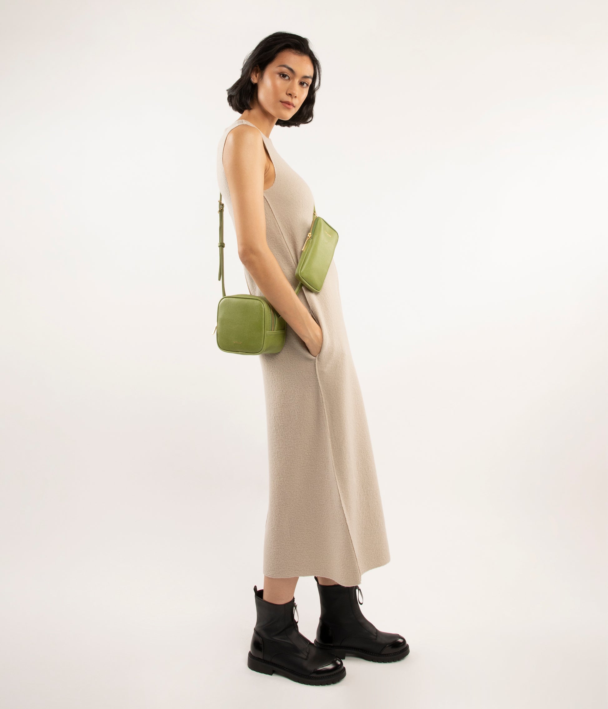 Vintage style crossbody bag top